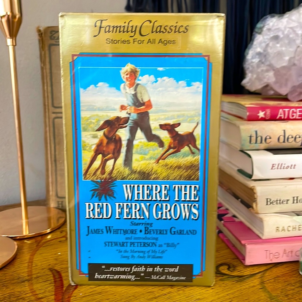 Where The Red Fern Grows Family Classics VHS in Original Packaging